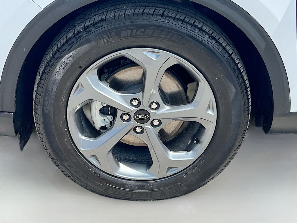 Used 2025 Silver Ford ST-Line image 30