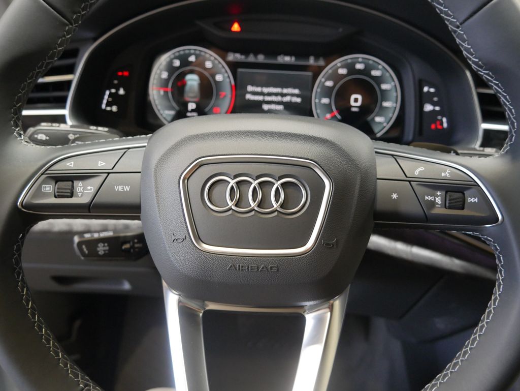 Thumbnail: 2026 Audi Q8 - 29