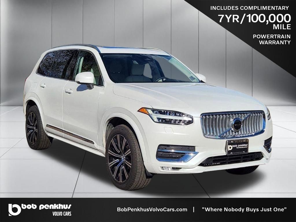 2025 Volvo XC90 B6 Core Bright Theme AWD