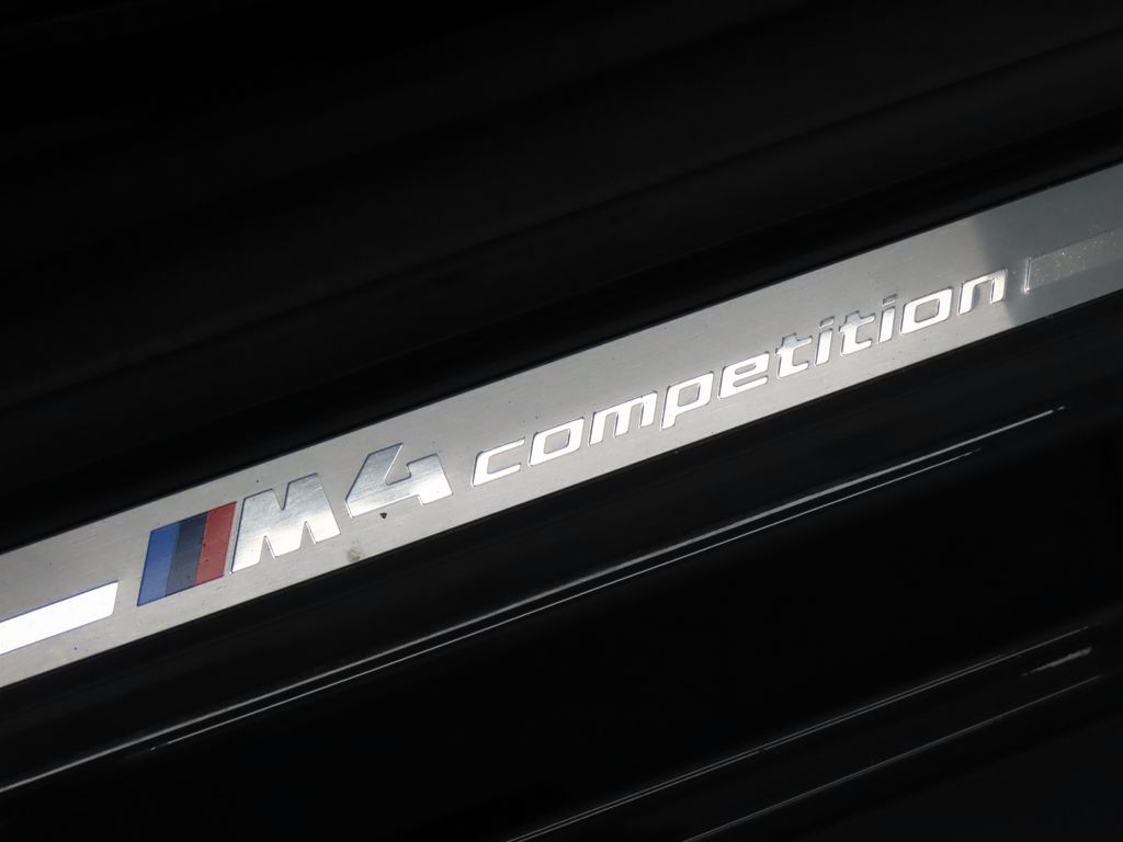 2022 BMW M4 Competition 42