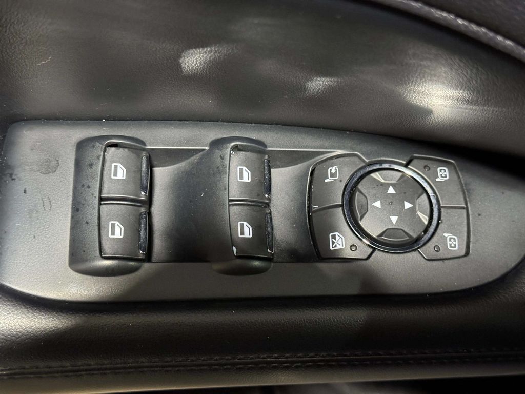 Used 2019 Ingot Silver Metallic Lincoln Reserve image 8