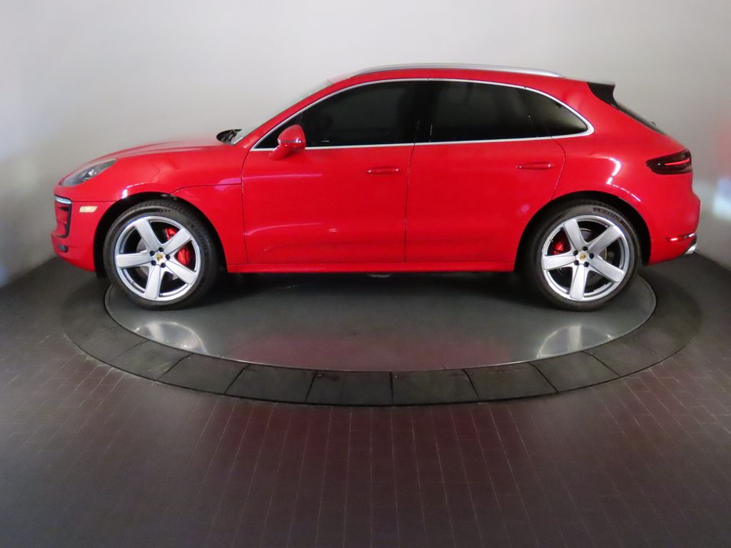 Thumbnail: 2018 Porsche Macan - 2