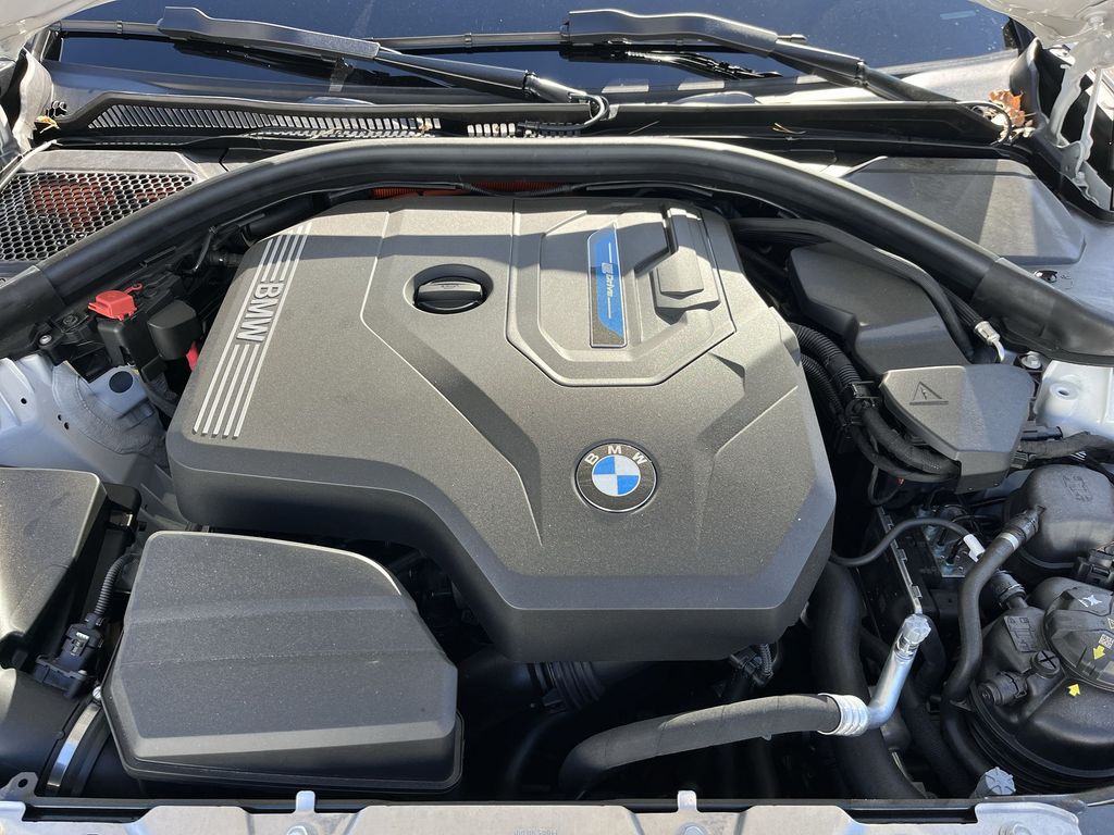 Thumbnail: 2024 BMW 3 Series - 27