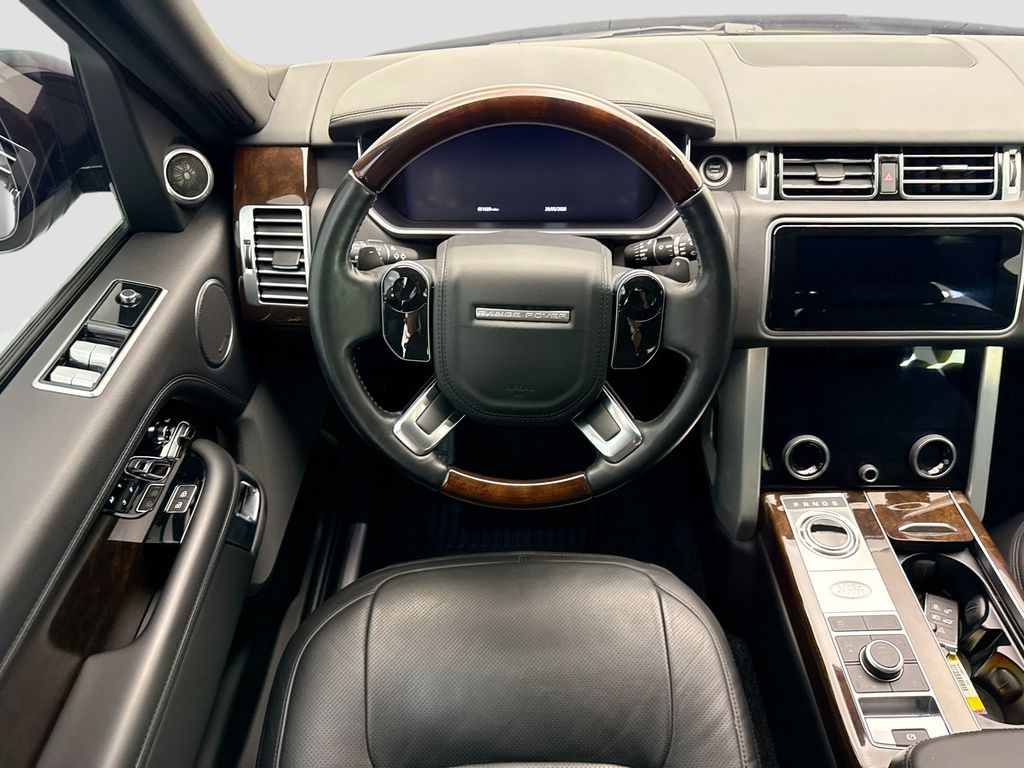 Thumbnail: 2022 Land Rover Range Rover - 10