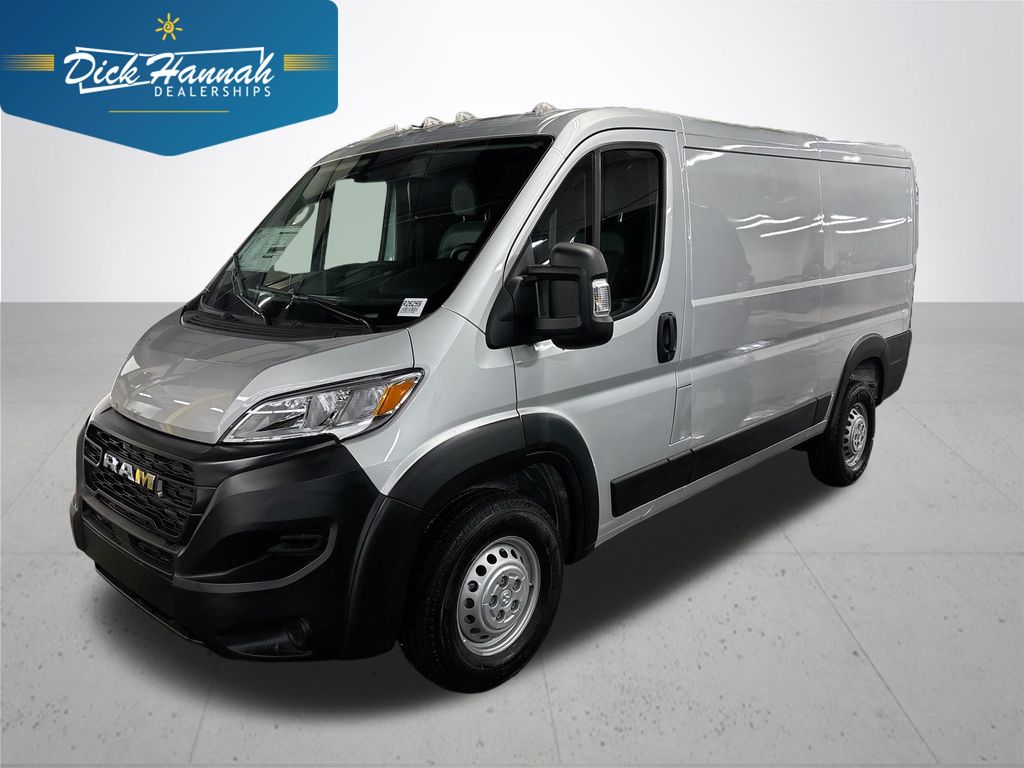 Bright Silver Clearcoat Metallic 2026 RAM ProMaster Van Front-Wheel Drive 9-Speed Automatic