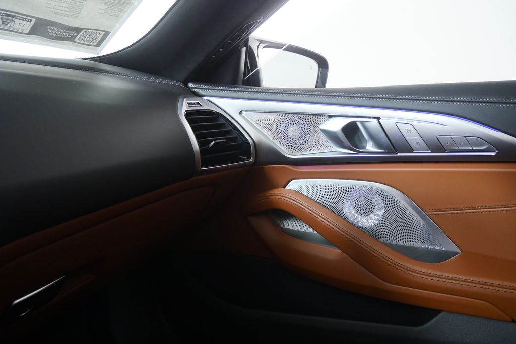 Thumbnail: 2024 BMW 8 Series - 30