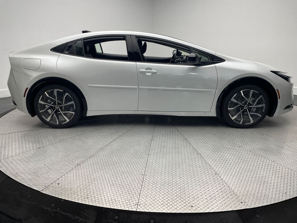 Thumbnail: 2025 Toyota Prius - 4