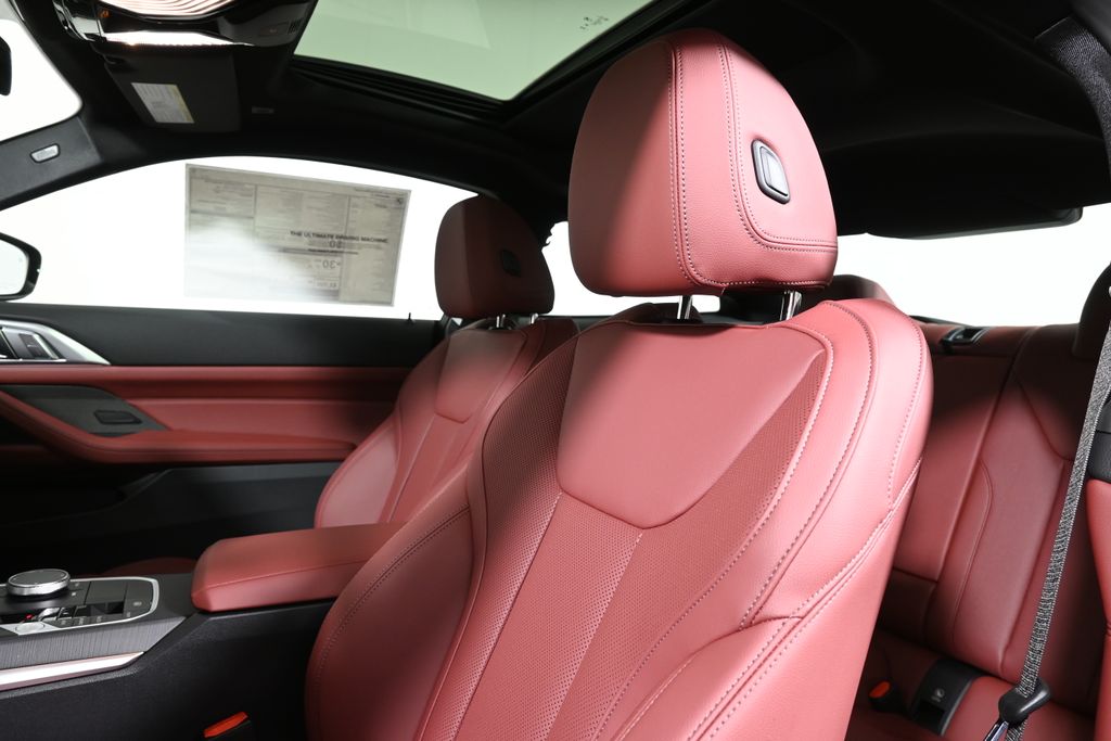 Thumbnail: 2026 BMW 4 Series - 16