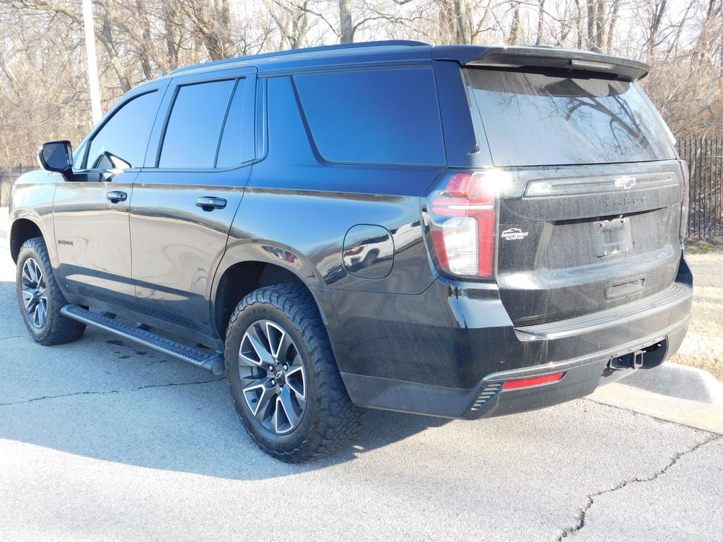 Thumbnail: 2021 Chevrolet Tahoe - 3