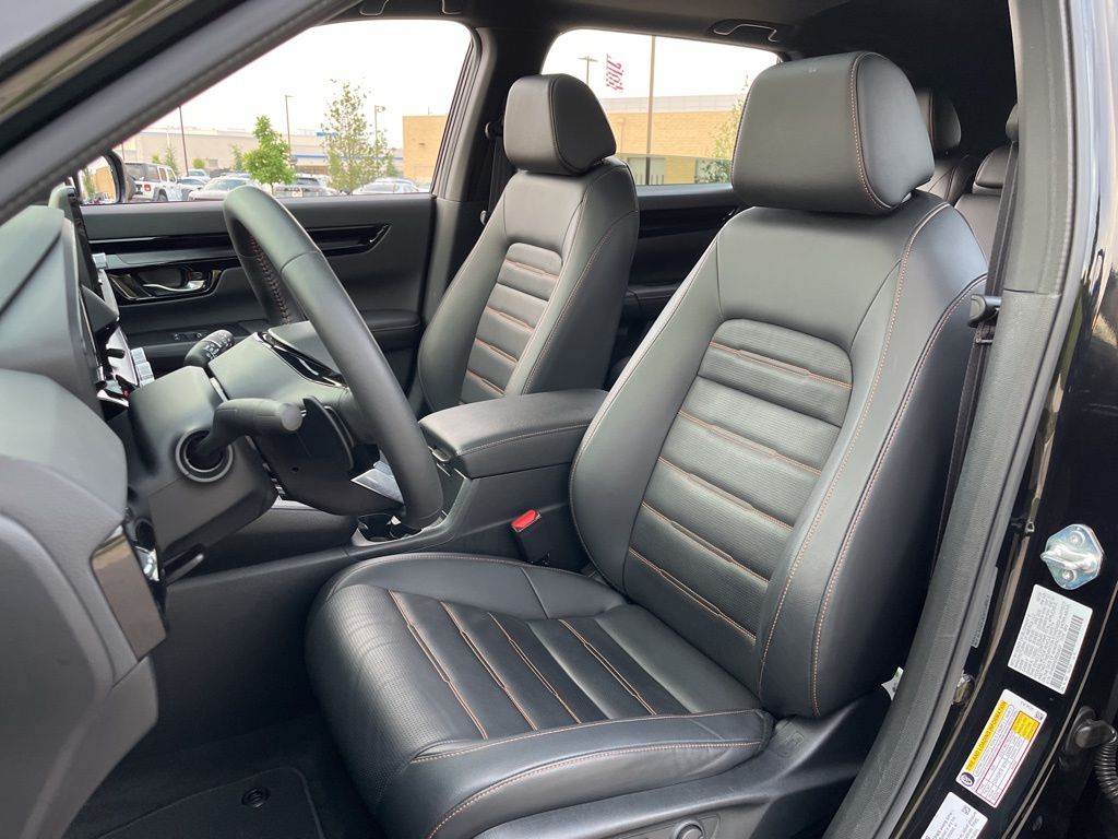 2024 Honda CR-V Sport Touring 24