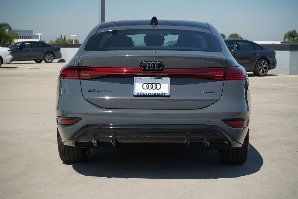 Thumbnail: 2027 Audi e-tron - 4