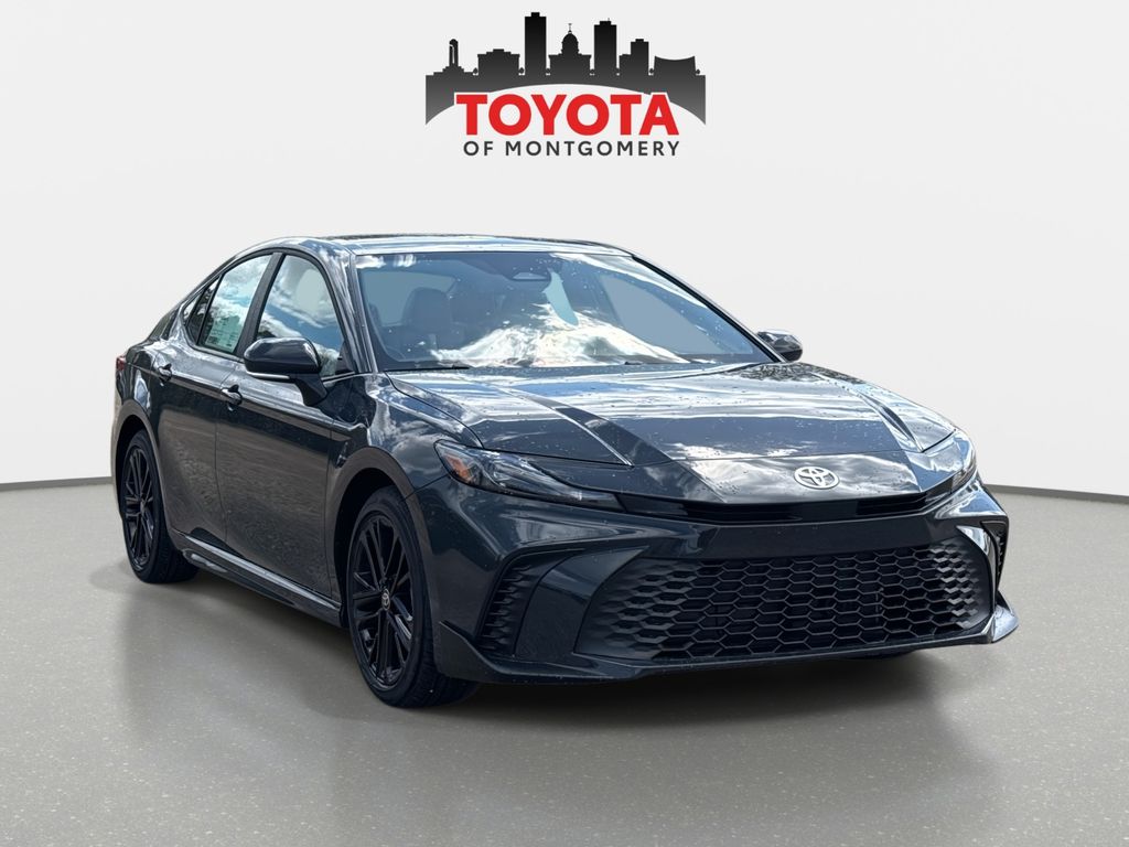 2026 Toyota Camry SE FWD
