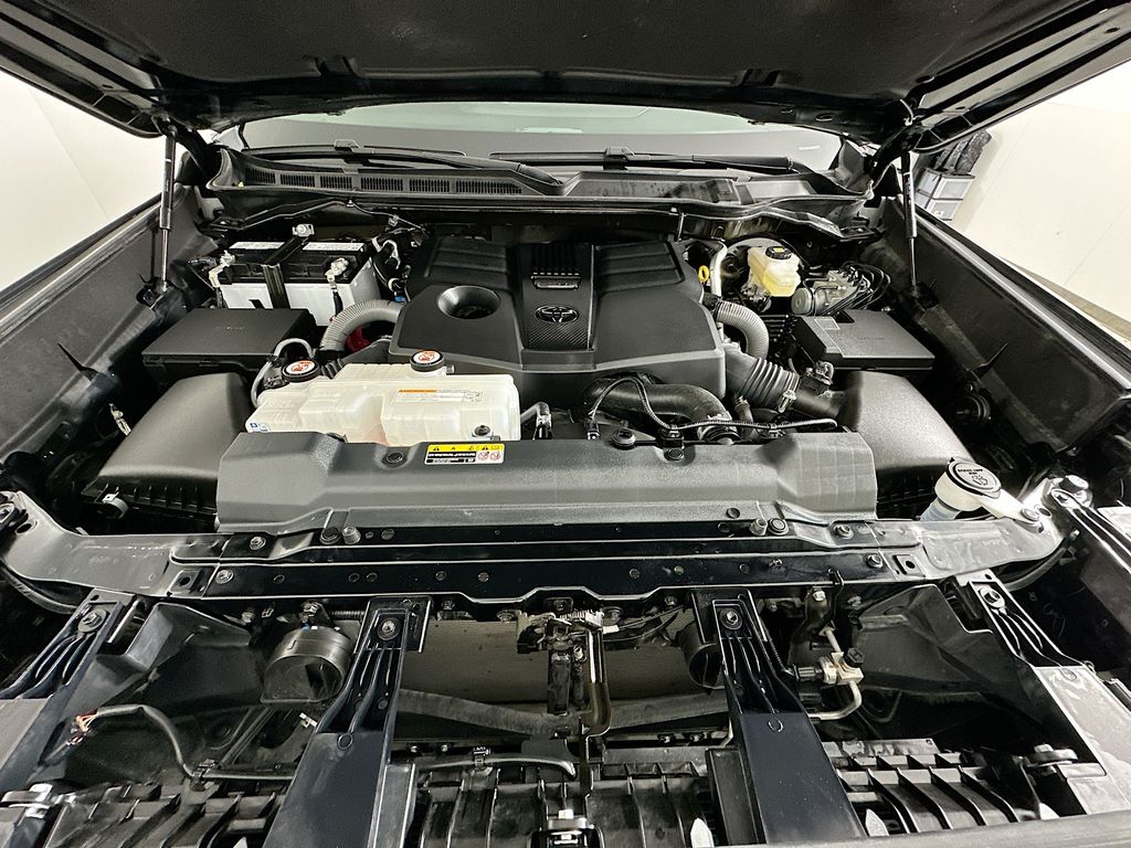 2024 Toyota Tundra Limited 30