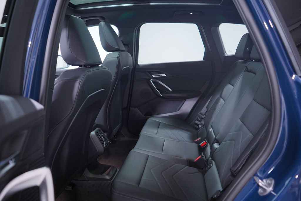 Thumbnail: 2026 BMW X1 - 9