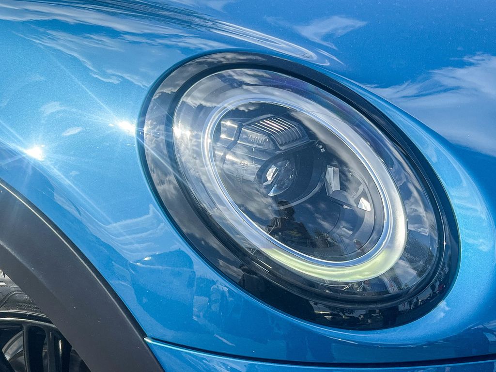 2024 MINI Cooper SE Electric Signature 2