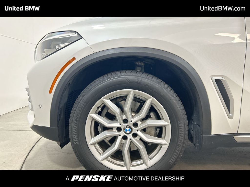 Thumbnail: 2020 BMW X5 - 10