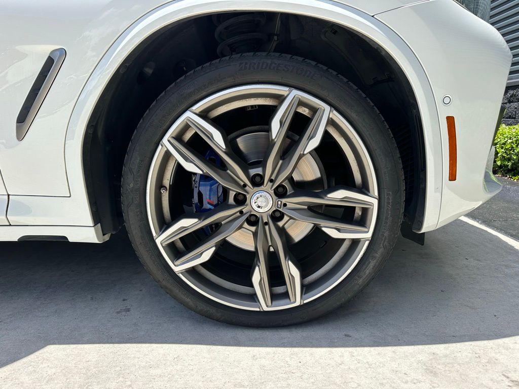 Thumbnail: 2019 BMW X4 - 15