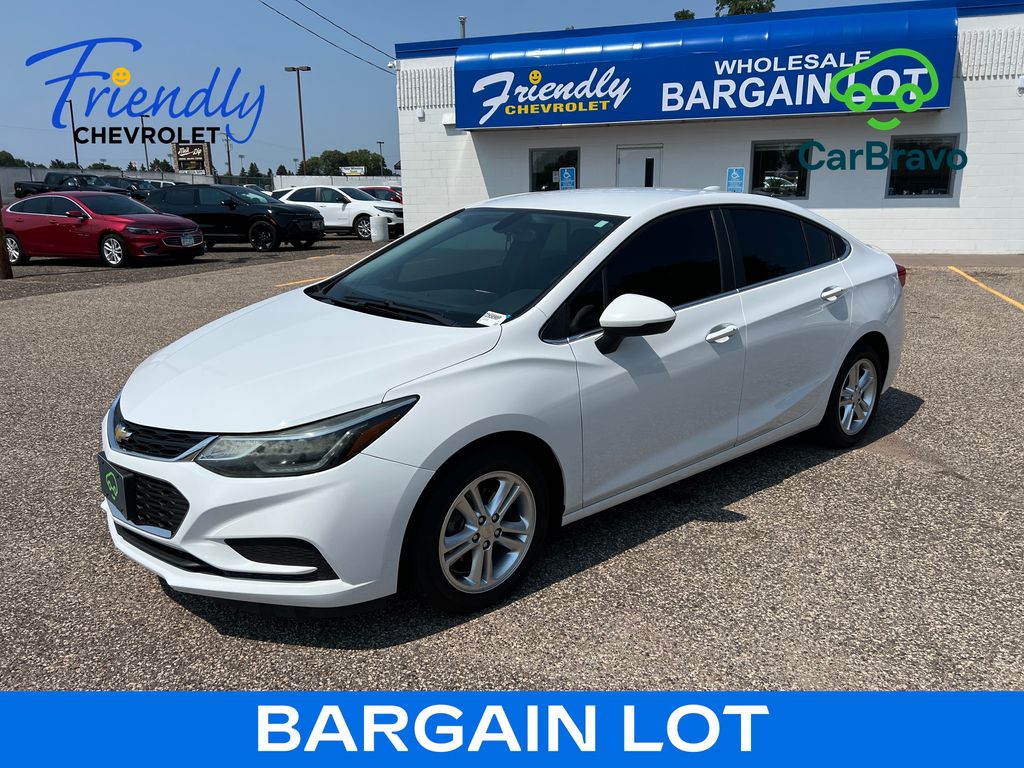 Summit White 2017 Chevrolet Cruze Sedan Front-Wheel Drive 9-Speed Automatic