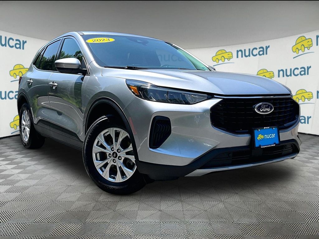 Silver Metallic 2023 Ford Escape SUV / Crossover All-Wheel Drive 8-Speed Automatic