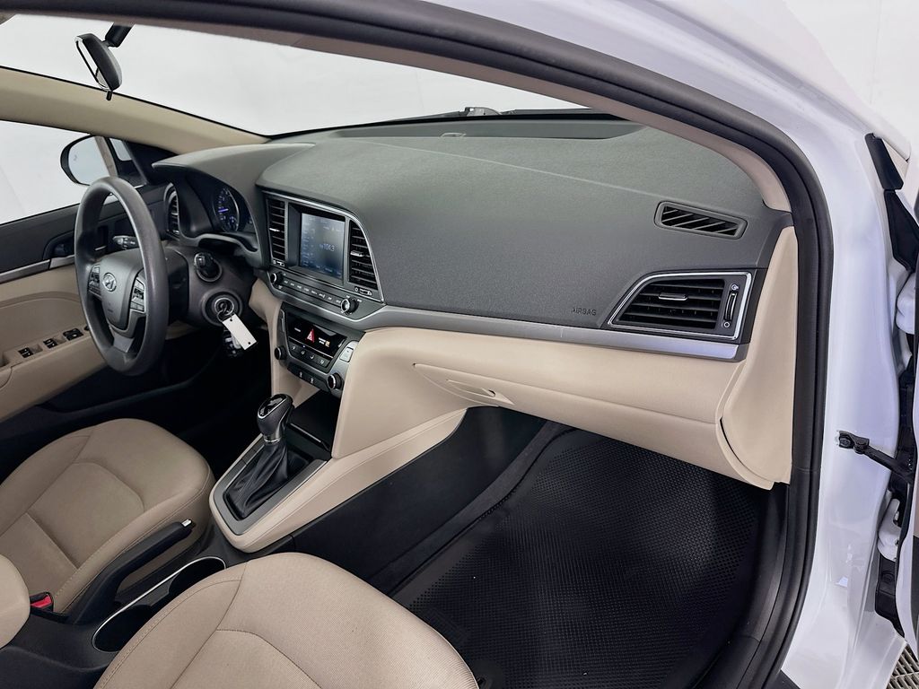 Thumbnail: 2018 Hyundai Elantra - 27