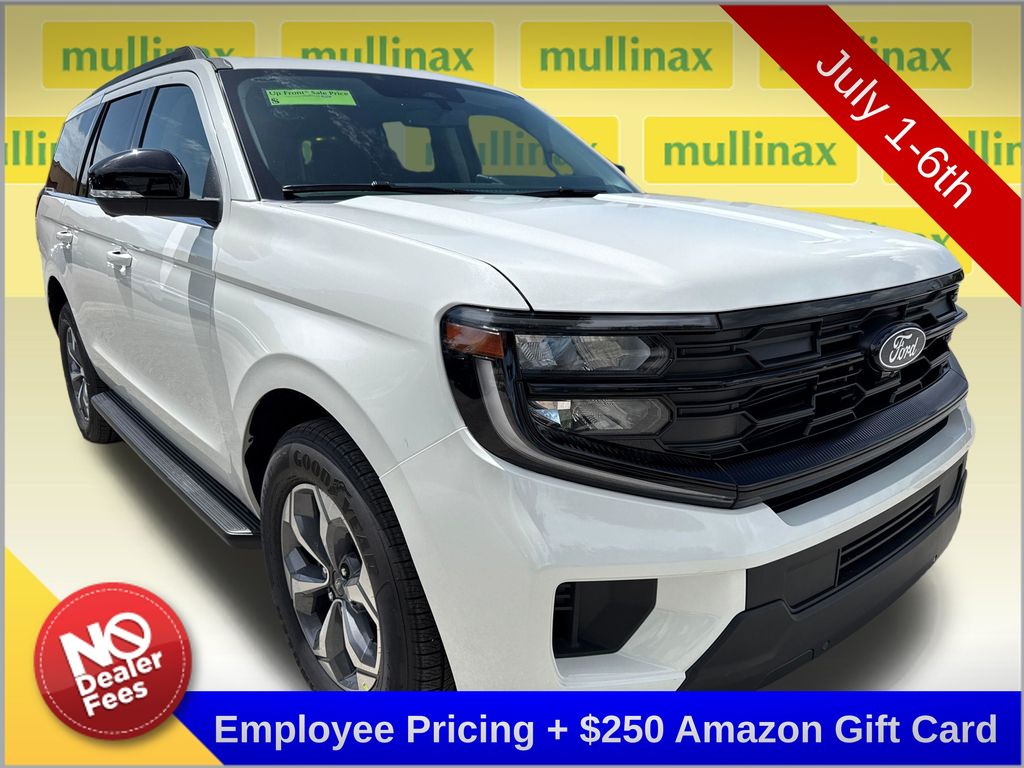 Star White Metallic Tri-Coat 2027 Ford Expedition SUV / Crossover 4X2 Automatic