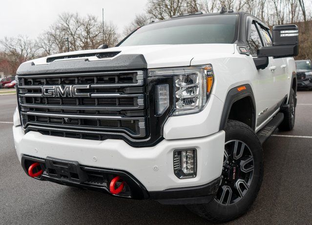 Summit White 2022 GMC Sierra 2500HD AT4 Crew Cab 4WD Pickup Truck Four-Wheel Drive Automatic