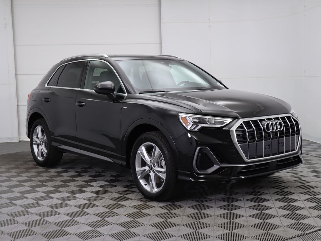 2024 Audi Q3  3