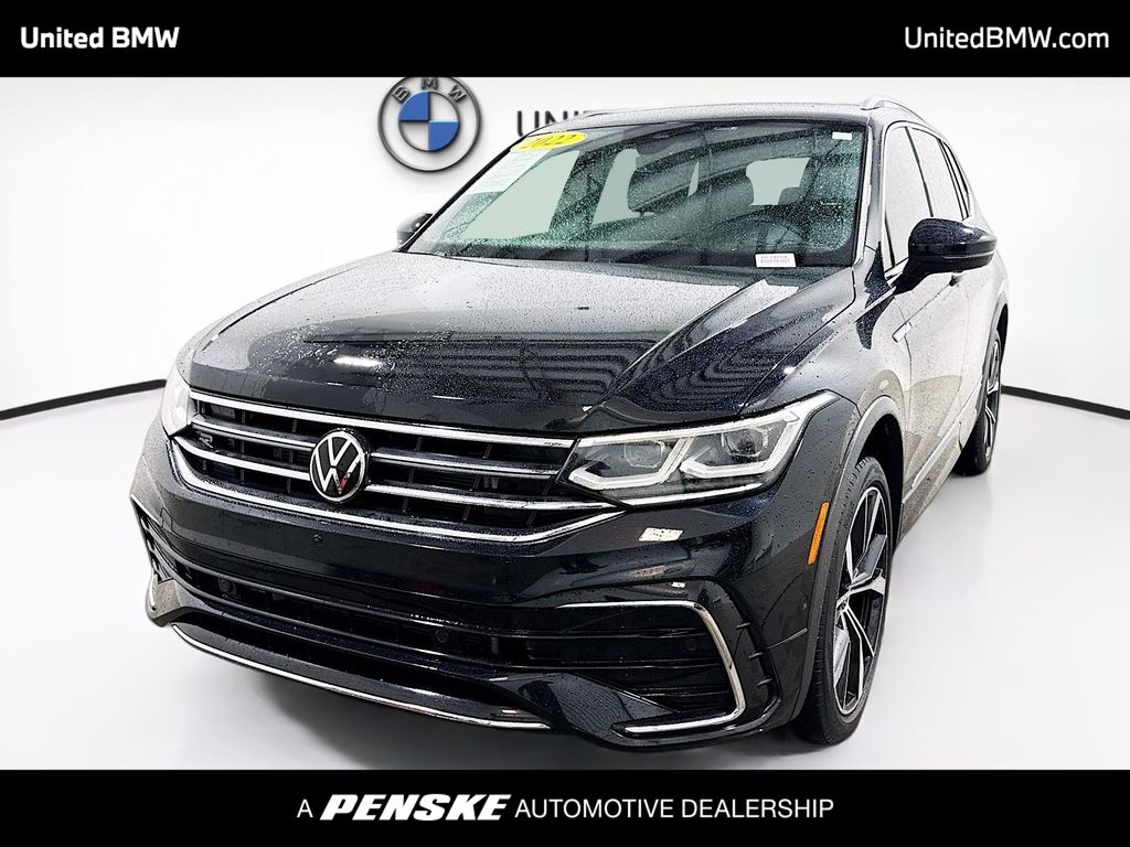 Thumbnail: 2022 Volkswagen Tiguan - 1