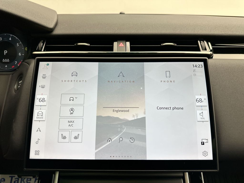2025 Land Rover Range Rover Velar Dynamic SE 11