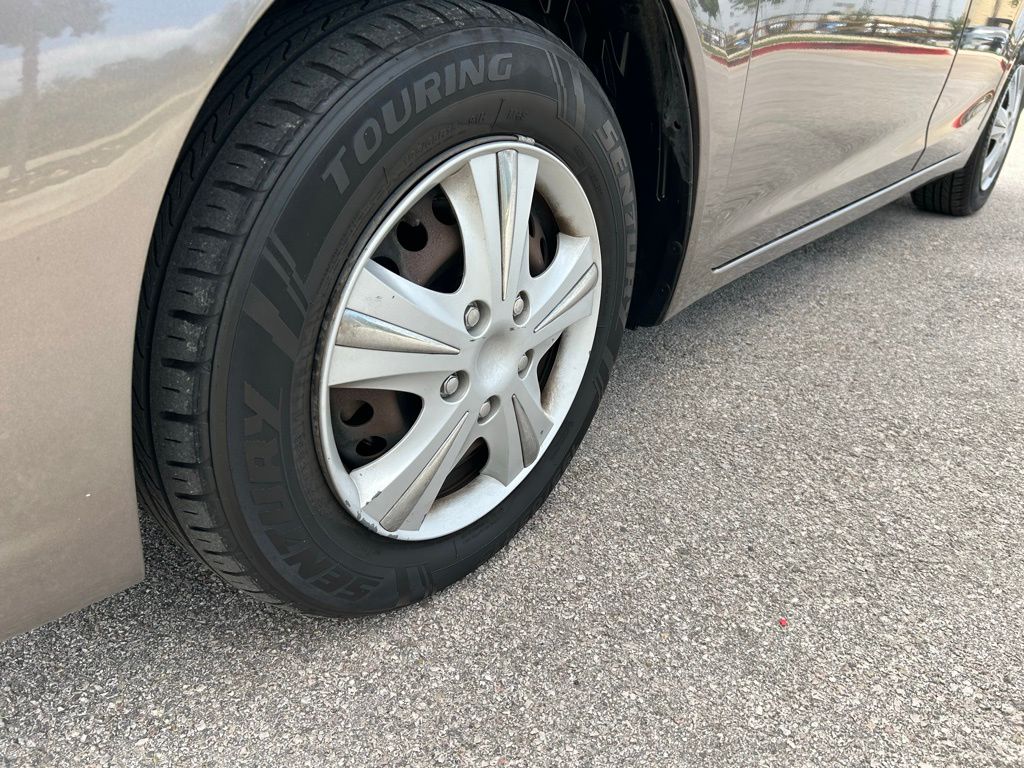 2013 Honda Civic LX 9