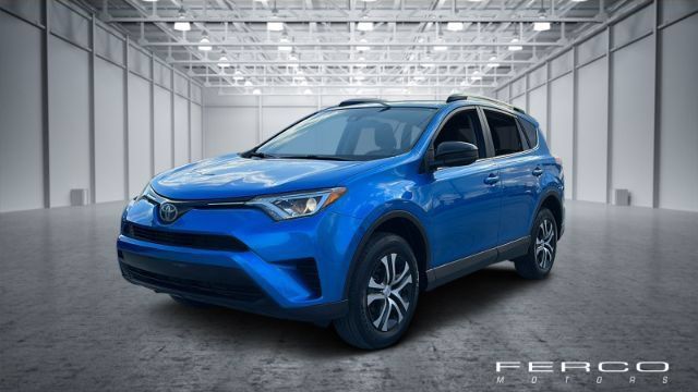 2017 Toyota RAV4 LE 4D Sport Utility - Image 1