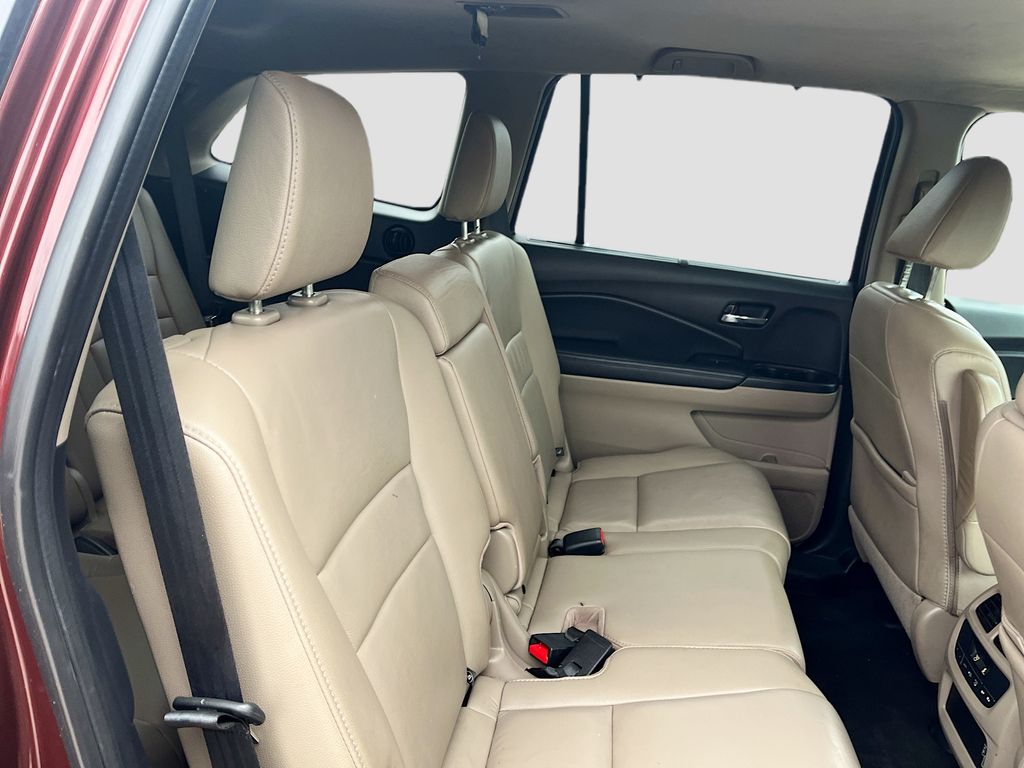 2020 Honda Pilot EX-L - Photo 28