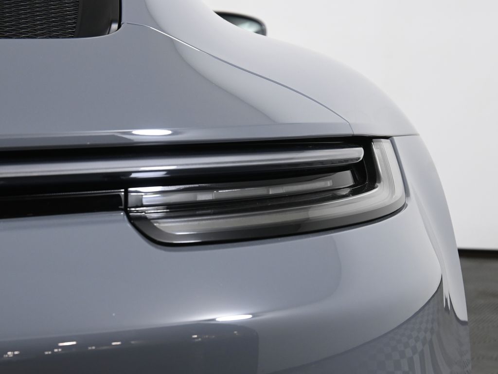 Thumbnail: 2023 Porsche 911 - 13