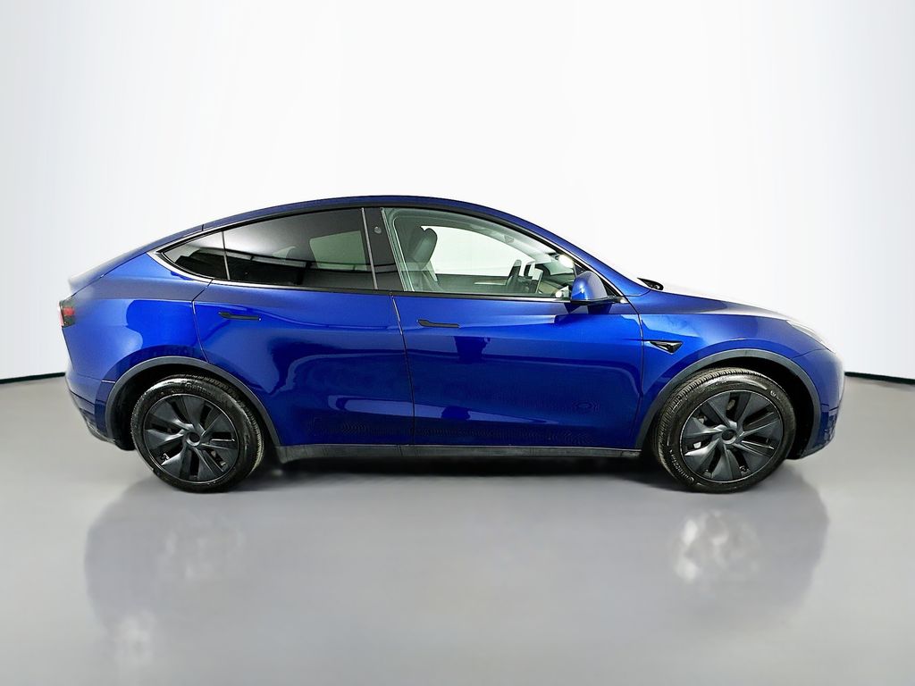 Thumbnail: 2025 Tesla Model Y - 4