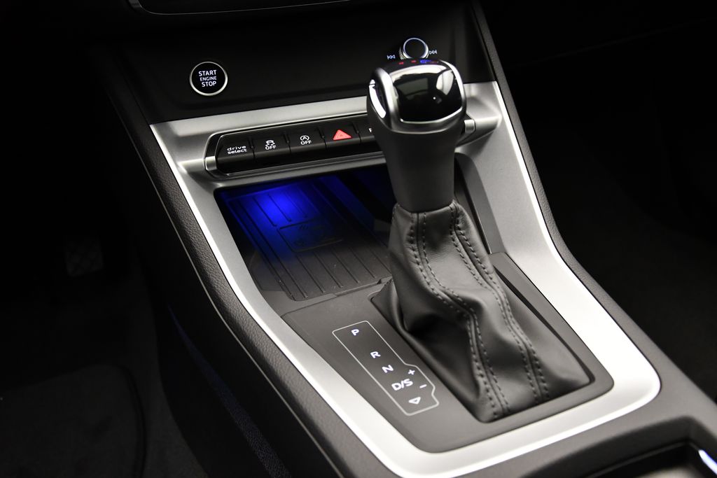 Thumbnail: 2024 Audi Q3 - 30