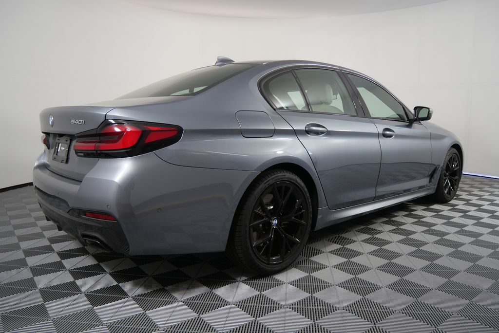 2022 BMW 5 Series 540i 4