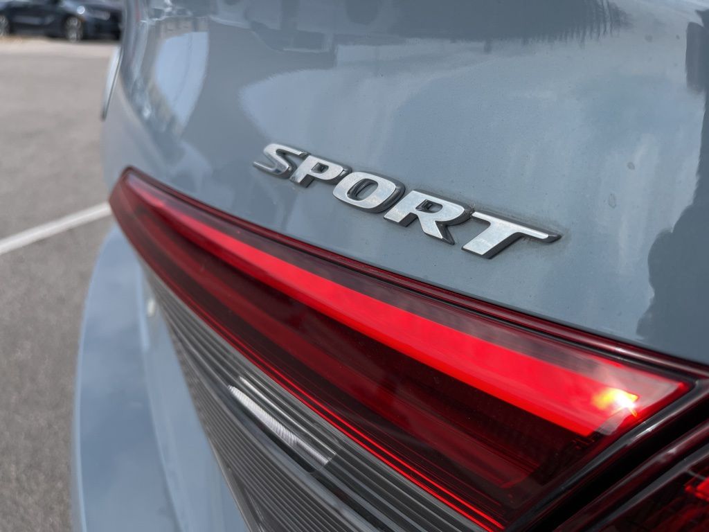 Thumbnail: 2023 Honda Civic - 9