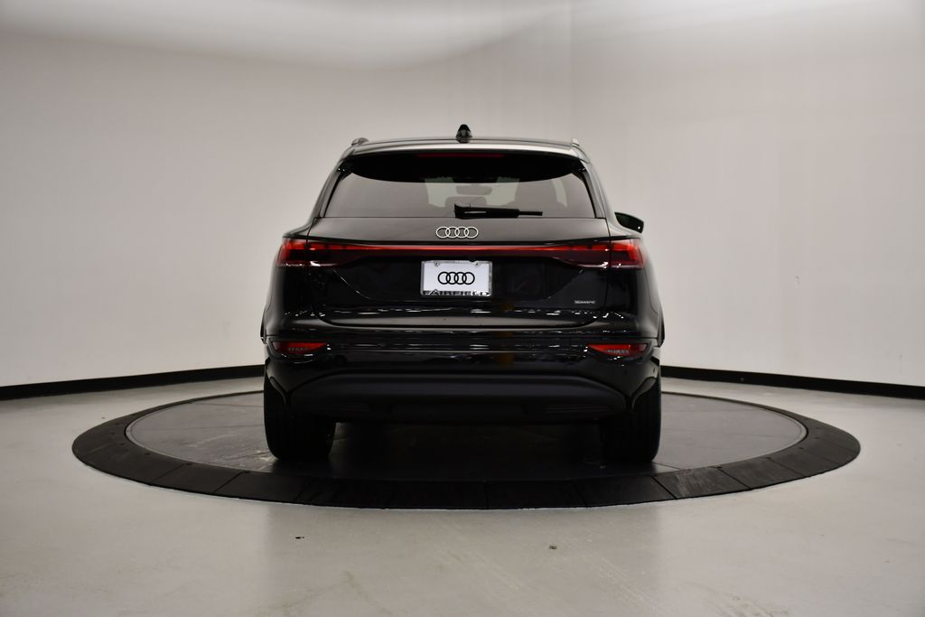 Thumbnail: 2025 Audi Q6 e-tron - 4