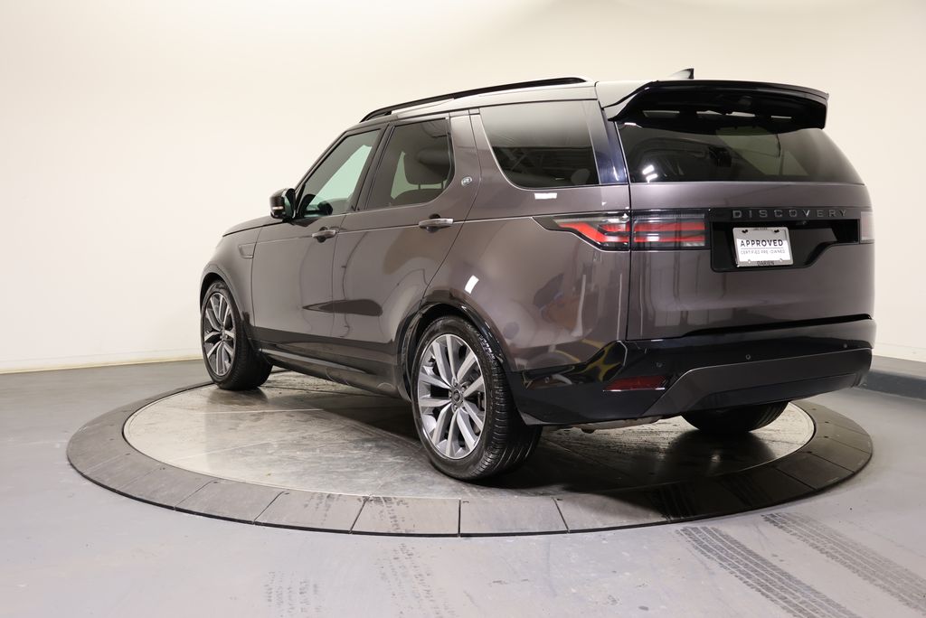 Thumbnail: 2025 Land Rover Discovery - 3