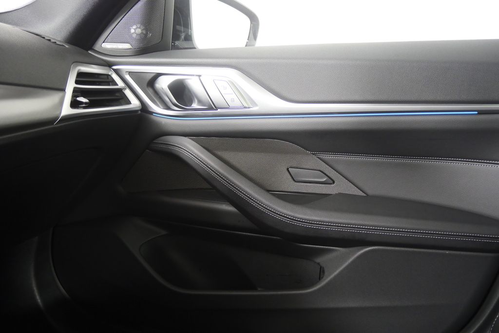 Thumbnail: 2025 BMW 4 Series - 28