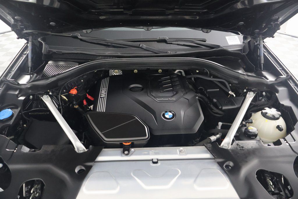 Thumbnail: 2022 BMW X4 - 15