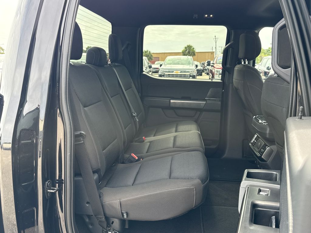 Certified Used 2021 Black Ford XLT image 28