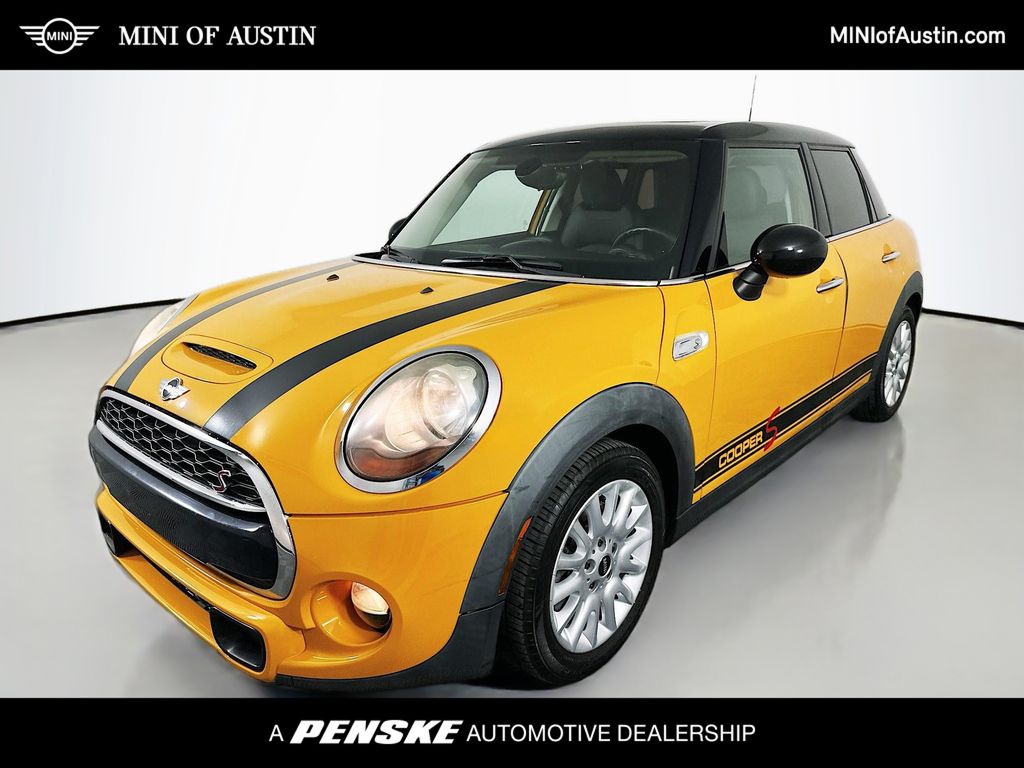2015 MINI Cooper Base -
                  Austin, TX