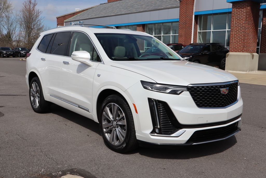 2022 Cadillac XT6 Premium Luxury photo