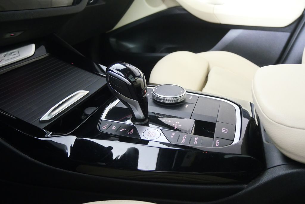 Thumbnail: 2024 BMW X3 - 23