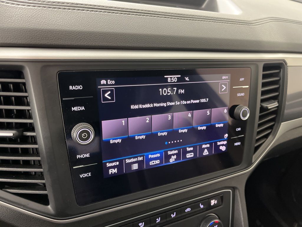 Thumbnail: 2021 Volkswagen Atlas - 31