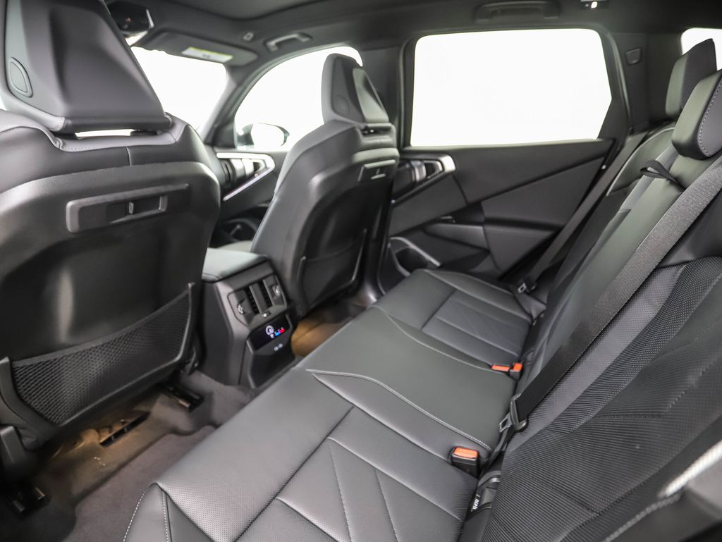 Thumbnail: 2026 BMW X3 - 21