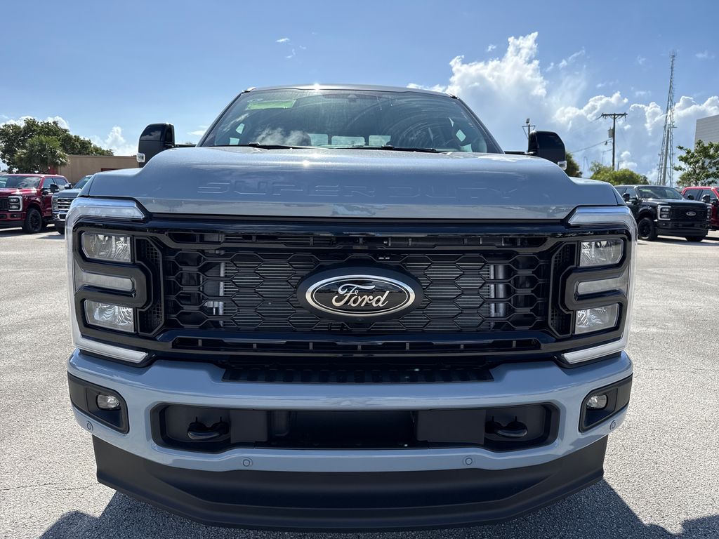 2026 Gray Metallic Ford Super Duty F-250 SRW Lariat 4X4 Truck