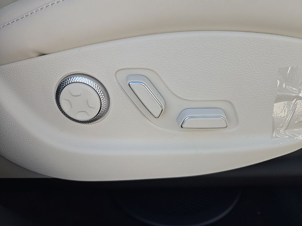 2025 Genesis GV80 3.5T 23