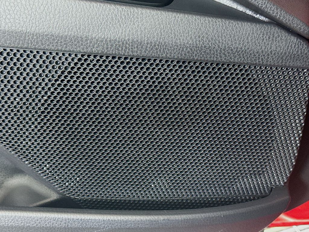 Thumbnail: 2025 Toyota Camry - 19